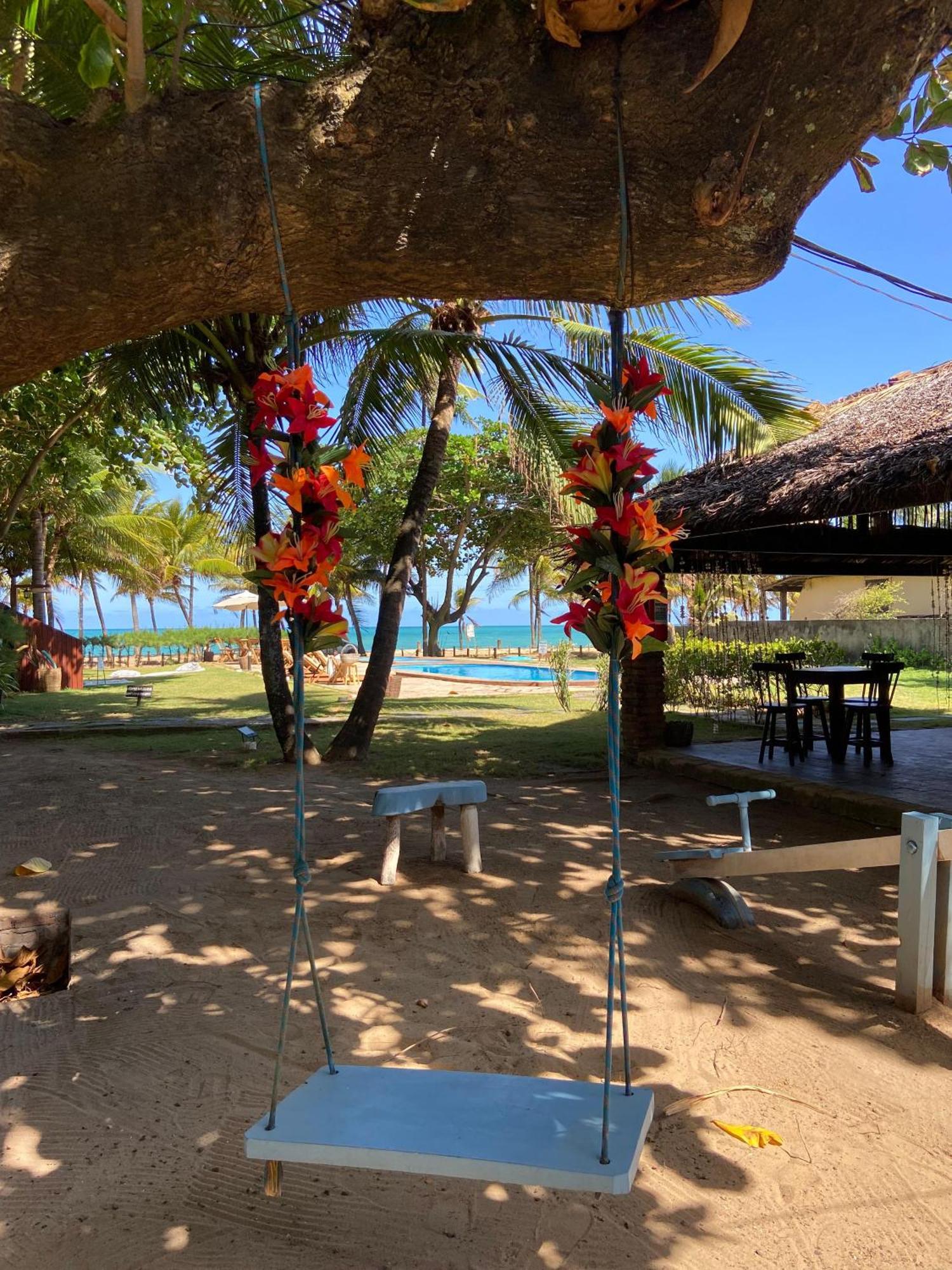 Dos Coqueiros Inn